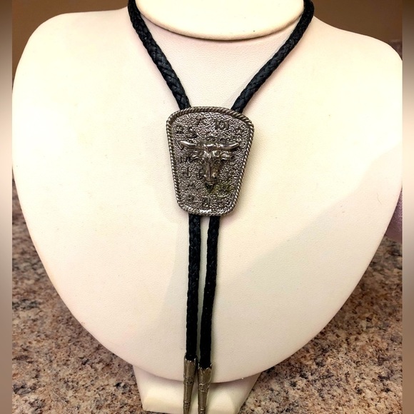 Other - Vintage Bolo Tie Unisex